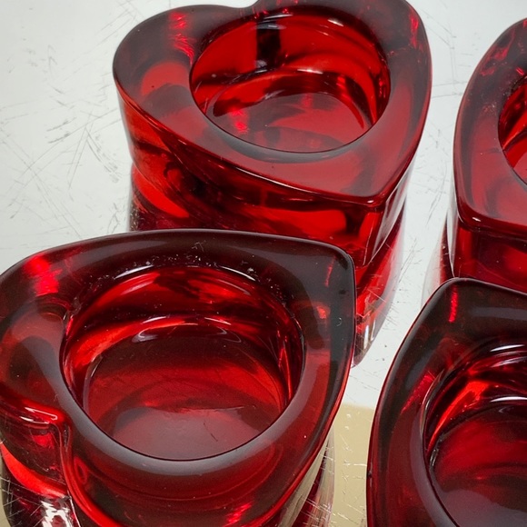 *. Heart Tea Light Candle Holder Glass Ruby Red - Picture 2 of 6
